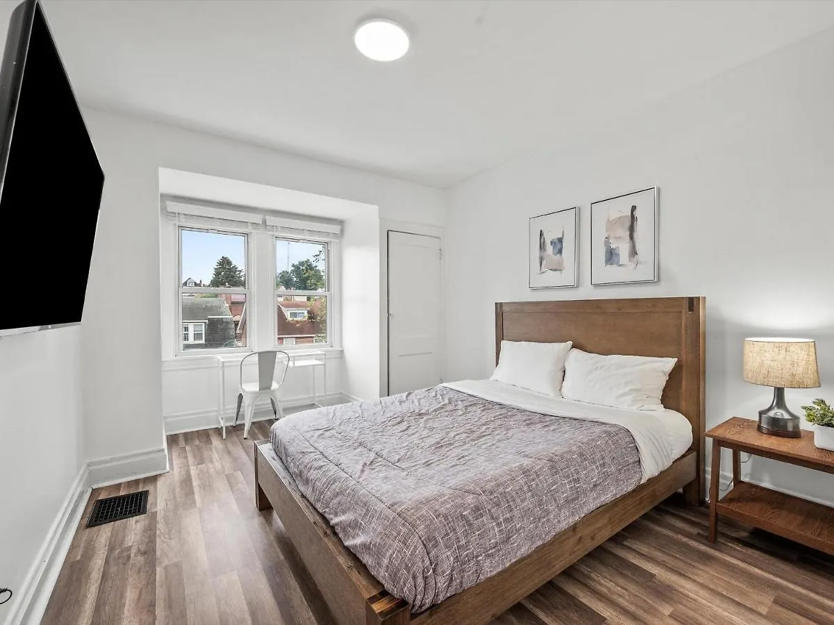 Oakland/University @H Bright And Stylish Private Bedroom With Shared Bathroom Pittsburgh Pansiyon